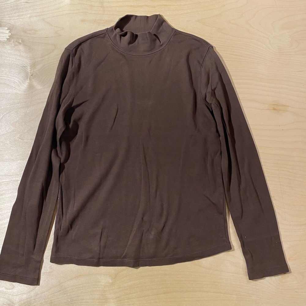 St. John's Bay Chocolate Long Sleeve Women's Top Medium (QK)